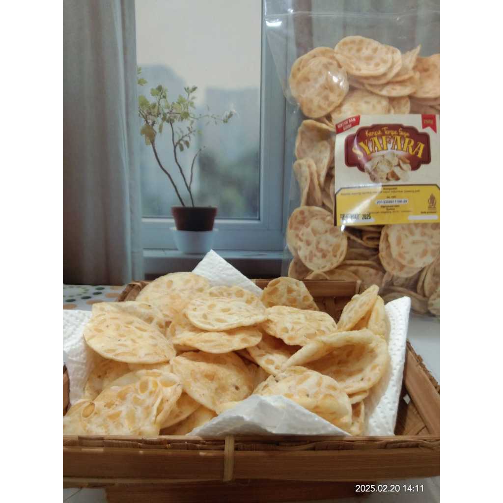 

KERIPIK TEMPE SAGU BULAT KRIPIK TEMPE SAGU CRISPY GURIH RENYAH 250gr
