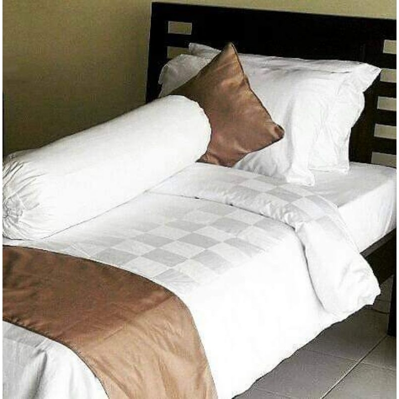 PROMO DISKON Bedcover putih bedcover hotel bedcover garis