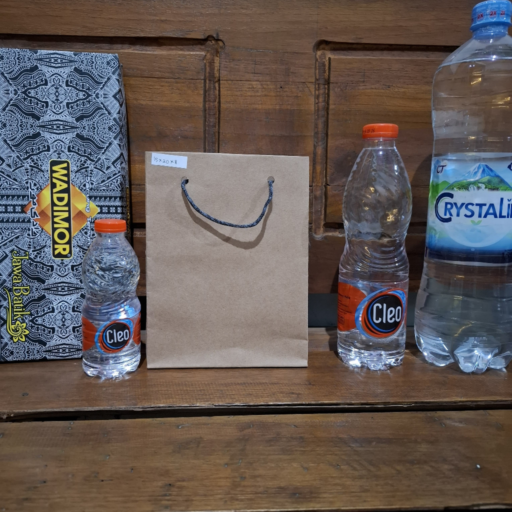 

Paperbag Polos Tebal (Ukuran 15 x 20 x 8 cm) per Lusin