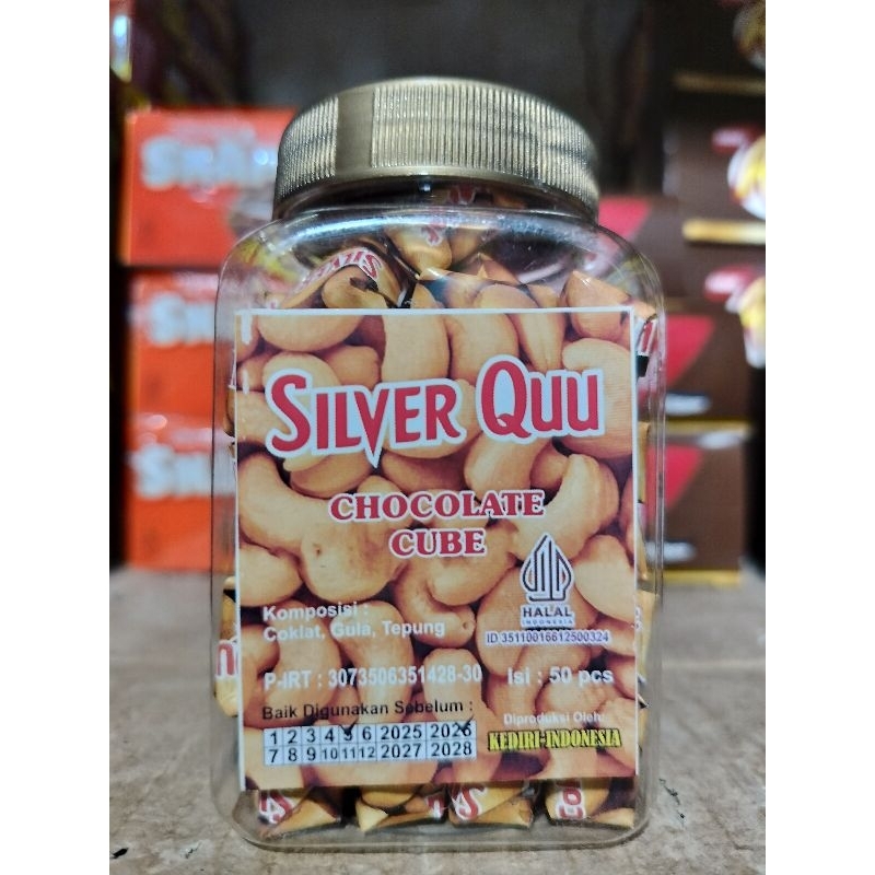

Silver Quu Chocolate Cube (1 Toples isi 50 Pcs)