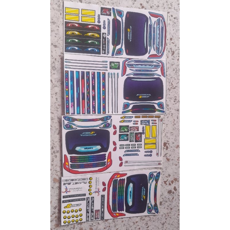 

1 PCS STIKER MINIATUR BUS VIRAL/STIKER MINIATUR