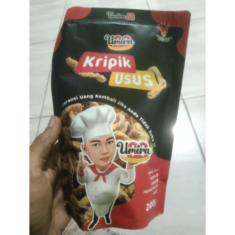 

kripik usus umira88 isi 200gram