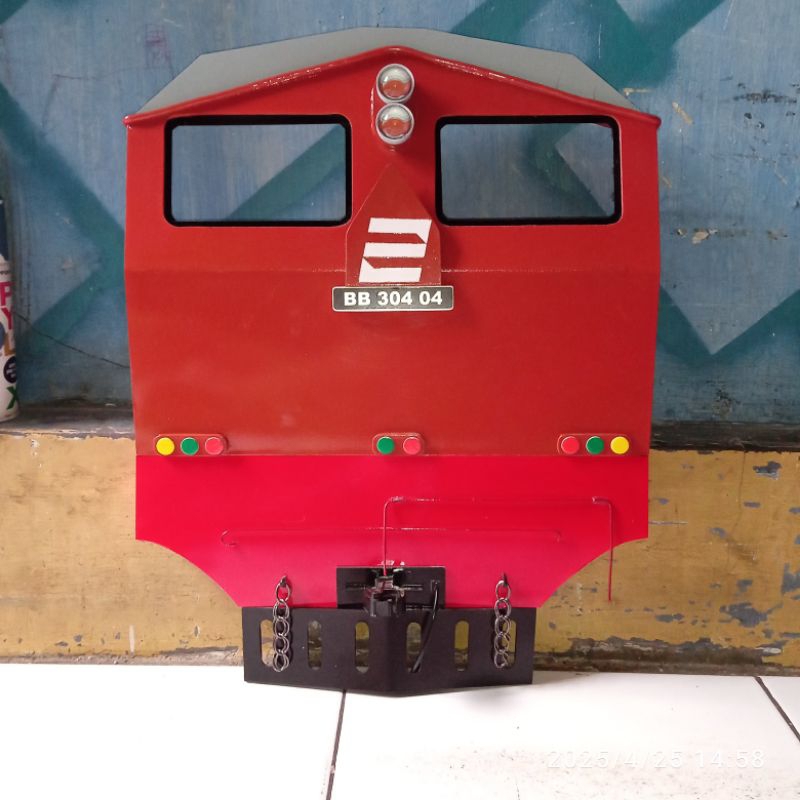 lokomotif BB304 hiasan dinding untuk anak-anak dan orang dewasa