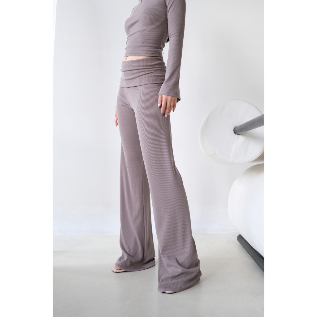 Noma Flare Pants - Celana Panjang Knit Flare Highwaist  Pants