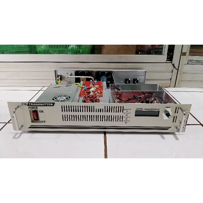 PEMANCAR FM STEREO 100 WATT 87-108 MHZ