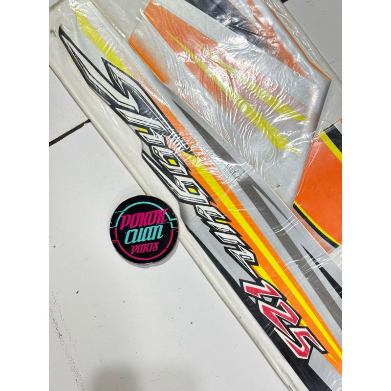 Striping Suzuki Shogun 125 R Warna Silver CKD