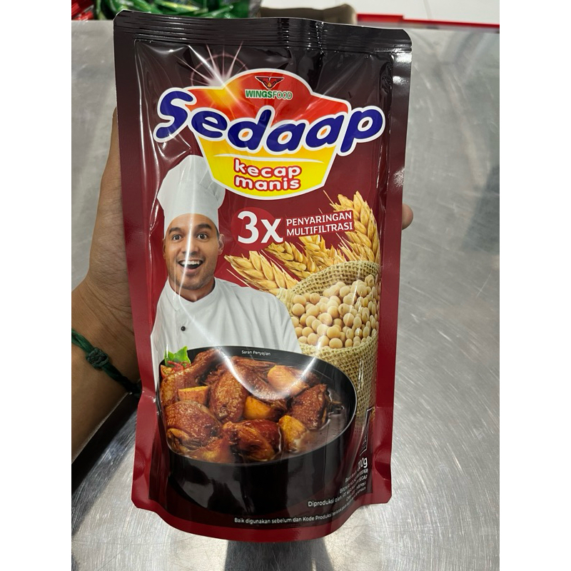 

kecap Sedaap kecap hitam pouch 700g/520ml