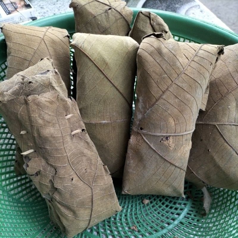 

terasi asli Madura bungkus daun jati