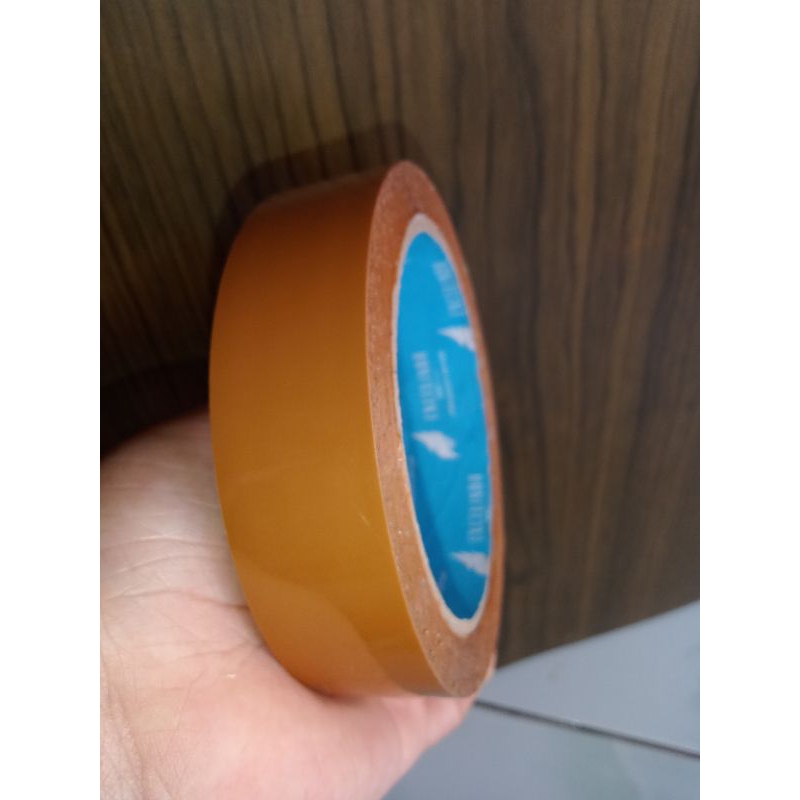 

Lakban coklat lebar 2,5cm / 25mm