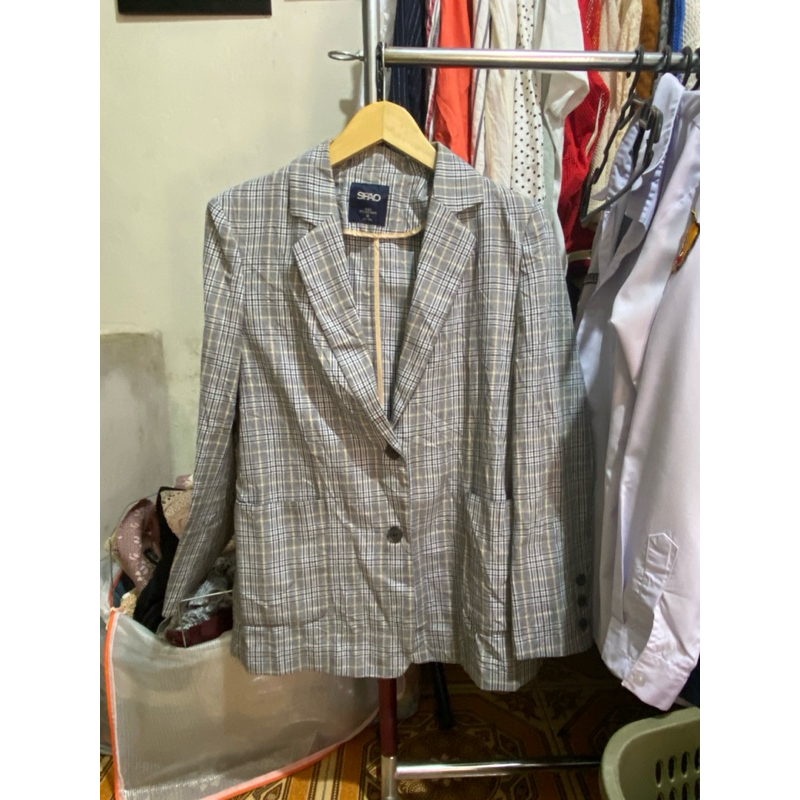 jas kotak kotak SPAO