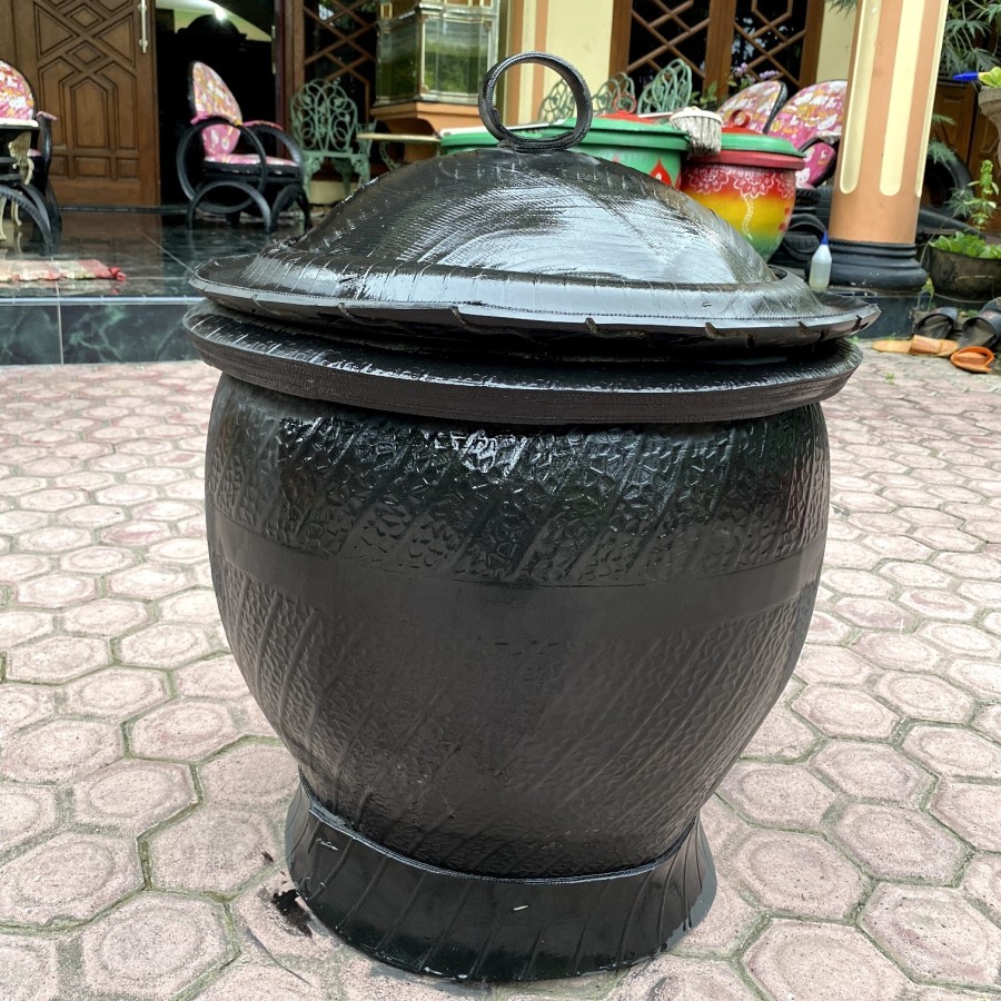 Tempat sampah Karet / Bak sampah/ Tempat sampah dari Ban/ Tonga Sampah Polos