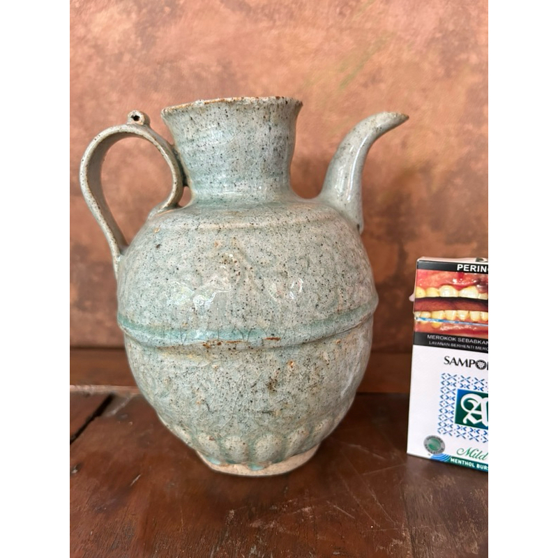 Keramik China Kuno Dinasty Teko Seladon Ukir Antik