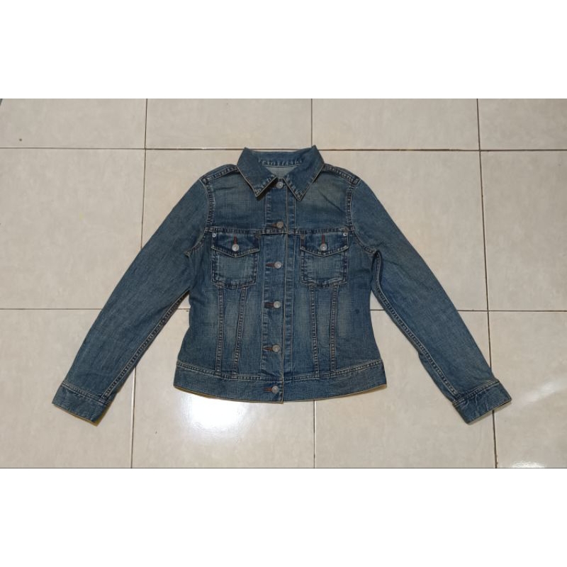 Jaket Denim Uniqlo