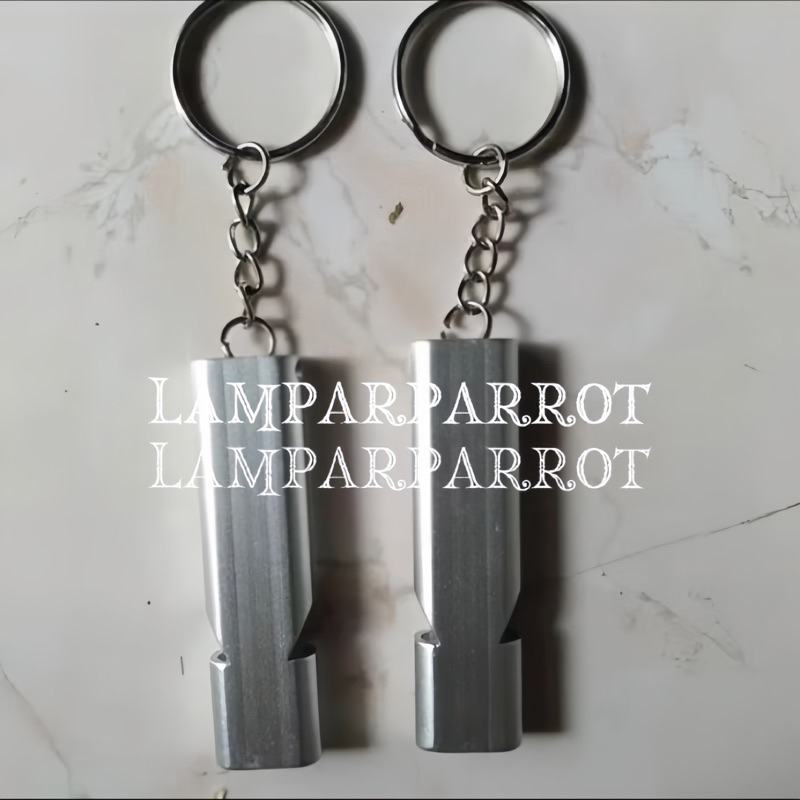 Pluit burung atau Pluit anjing / gantungan kunci