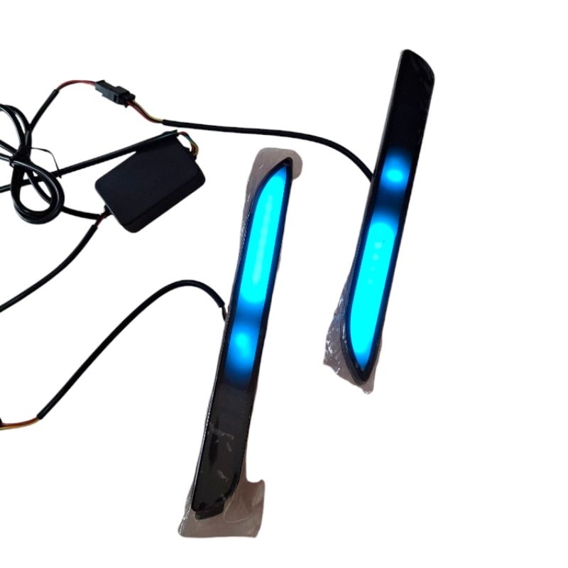 Lampu bumper innova lama model rgb lampu reflektor rgb bumper belakang innova lama lucid