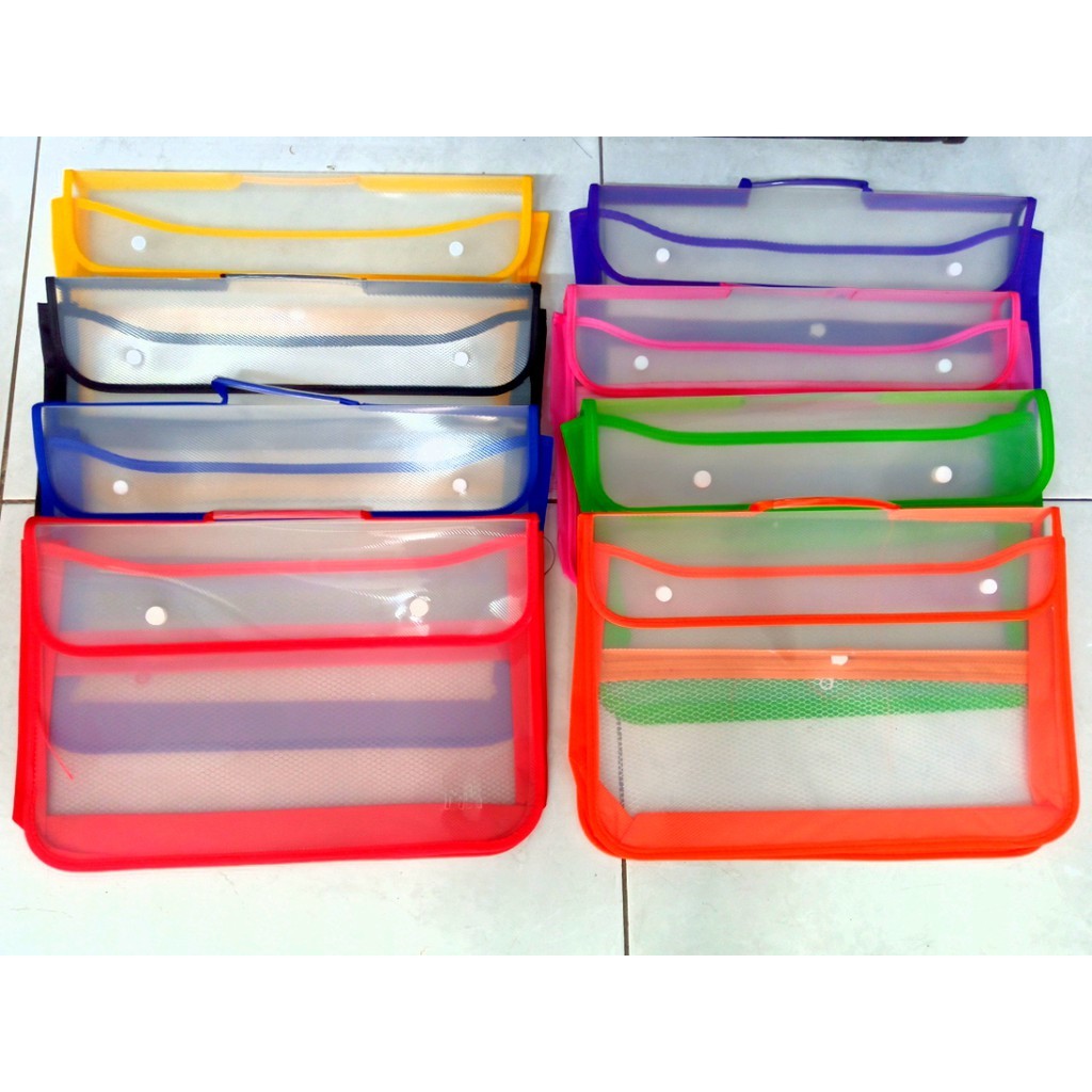 

MAP TAS JALA 2 KANCING WARNA HIJAU DAN MERAH