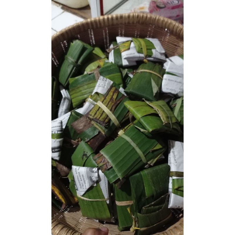 

Tempe Kedelai Bungkus Daun Pisang Satuan