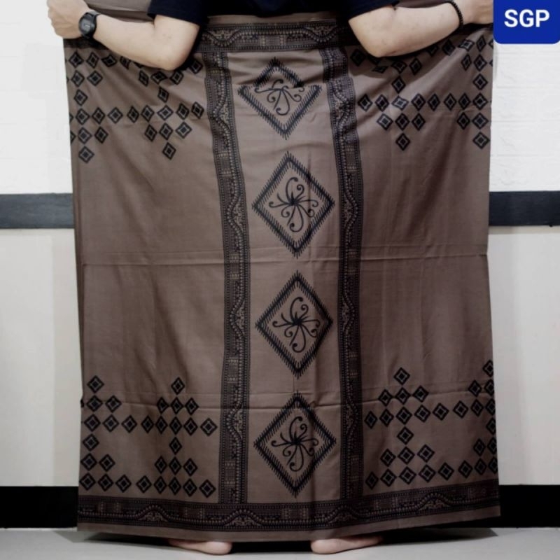 sarung batik motif tetris /sr batik motif coklat susu