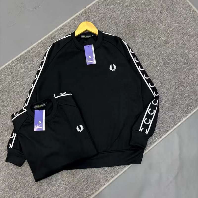 CREWNECK LAURELL HITAM TAPED PUTIH