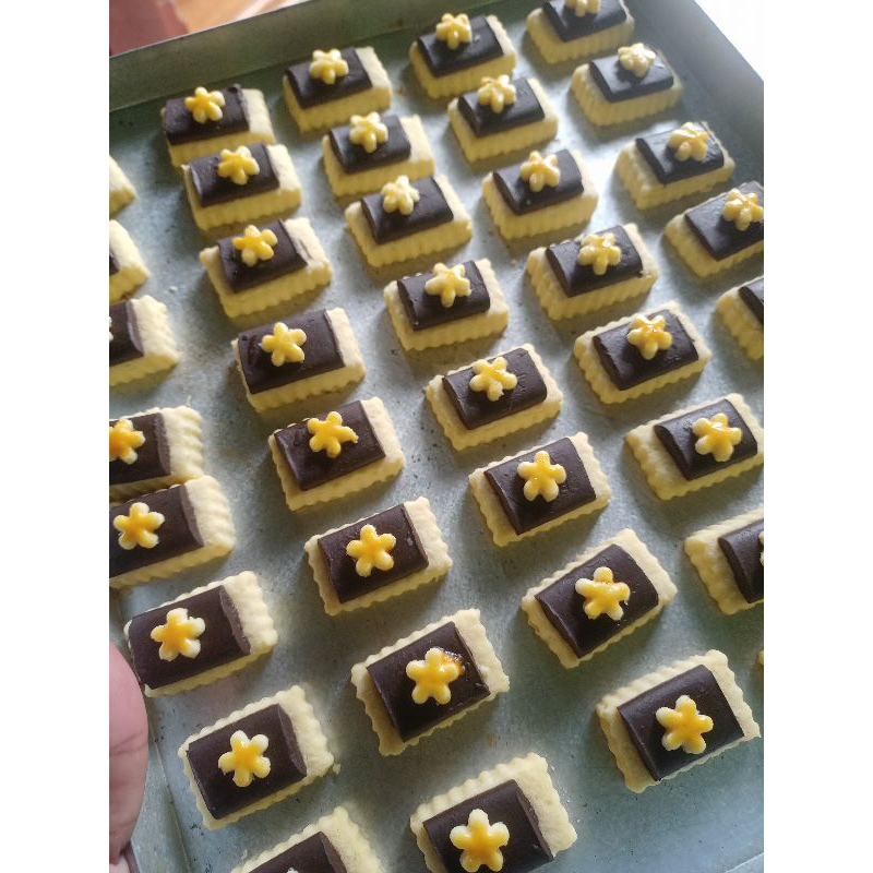 

COKLAT STIK COOKIES | toples tabung 600 ml | kue lebaran | kue kering homemade | fresh from oven | kue coklat | cookies