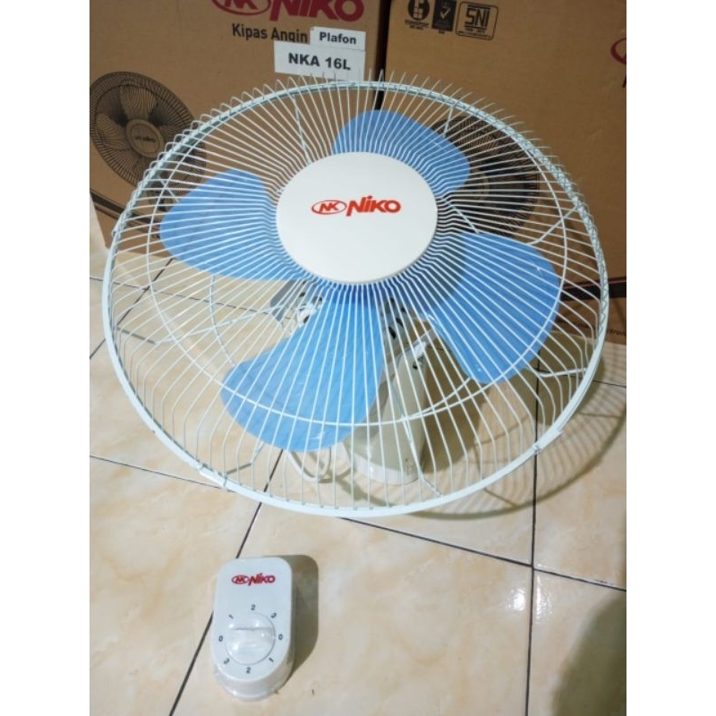 Auto Fan (Orbit) 16"