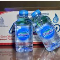 

AQUESTO Air MIneral Botol kotak imut lucu cocok katering 300 ml - 1 Dus isi 24