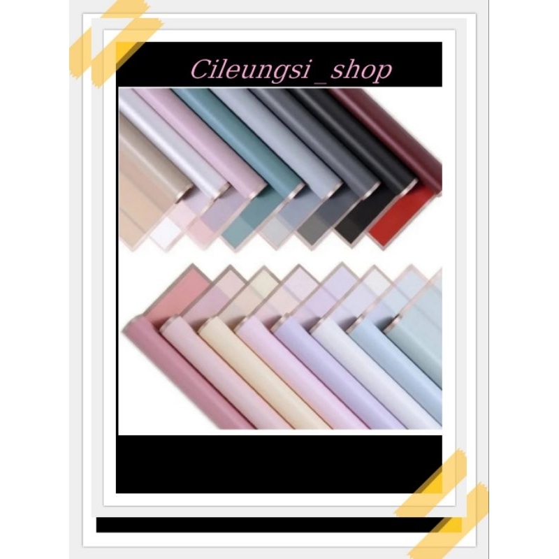 

kertas celophone list gold untuk buket minimal beli 5 lembar wajib beli selongsong kertas