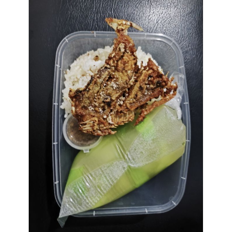 

5 BOX NASI IKAN GORENG BUMBU KUNING + SUP TIMUN + Minuman