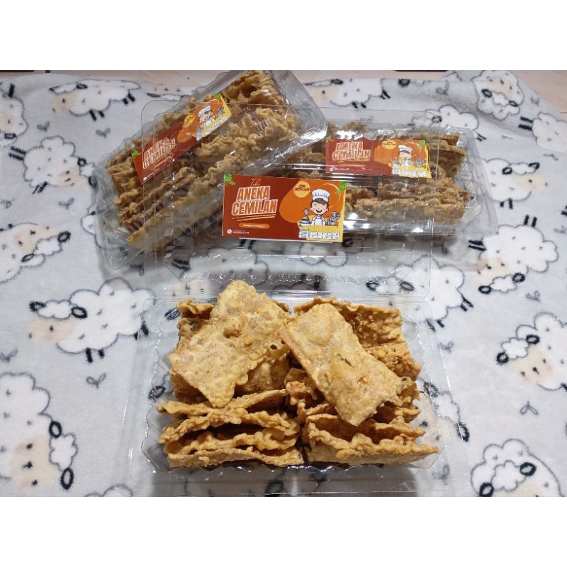

KERIPIK TEMPE GURIH RENYAH TERLARIS!!! KHAS WONOGIRI