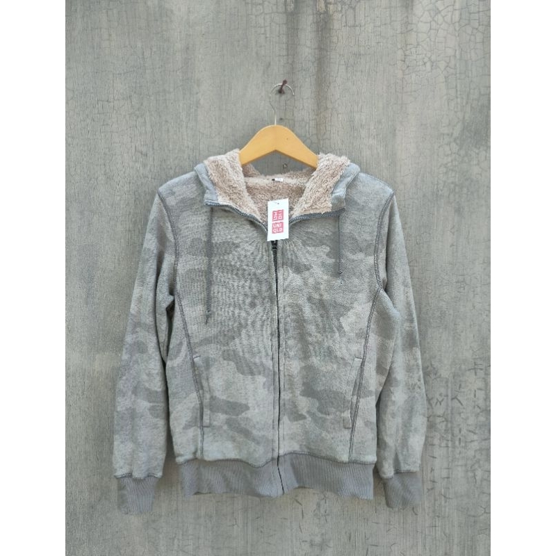 Uniqlo Camo Sherpa Boxy