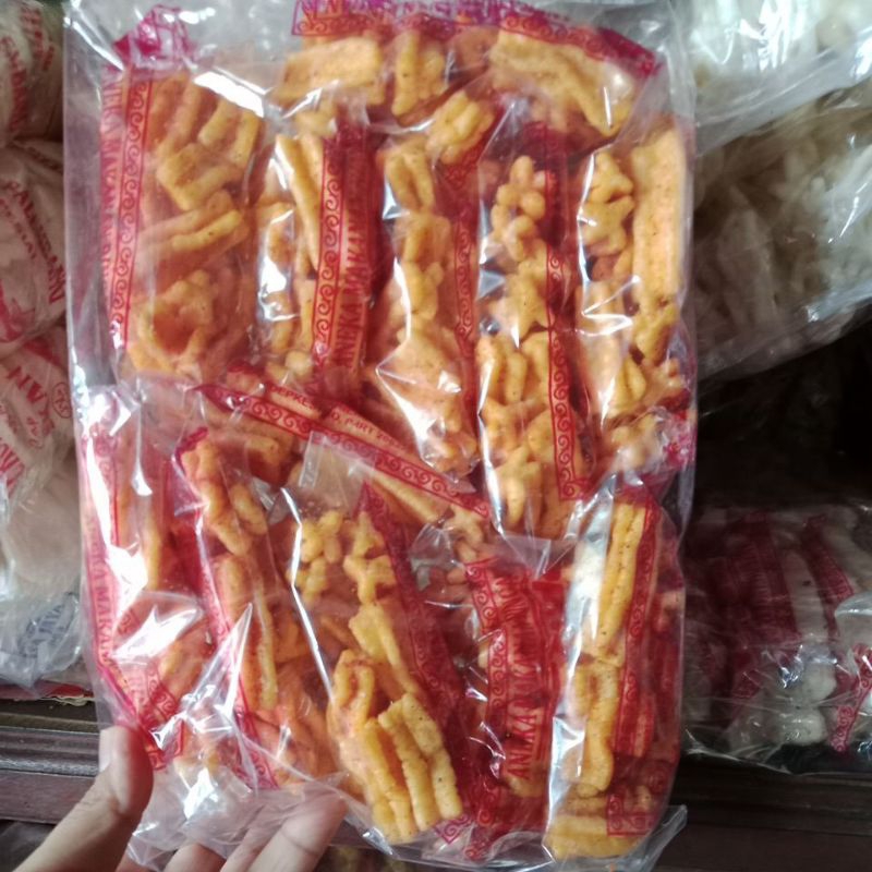 

krupuk blimbing pedas