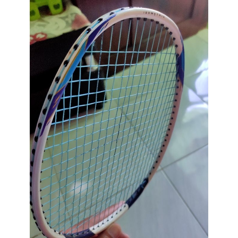 Yonex Voltric D33