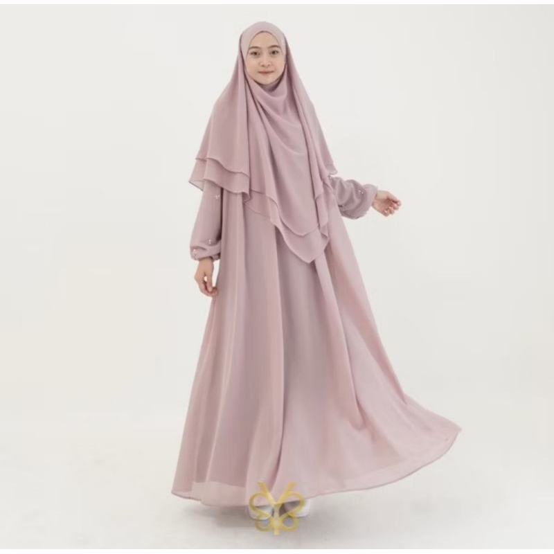 Clara, Arumi, Medina Poka, Deluna Yoora Sarah