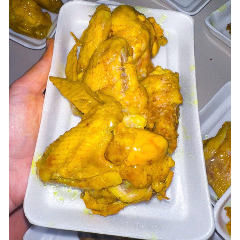 

sayap ayam ungkep isi 5-6 pcs