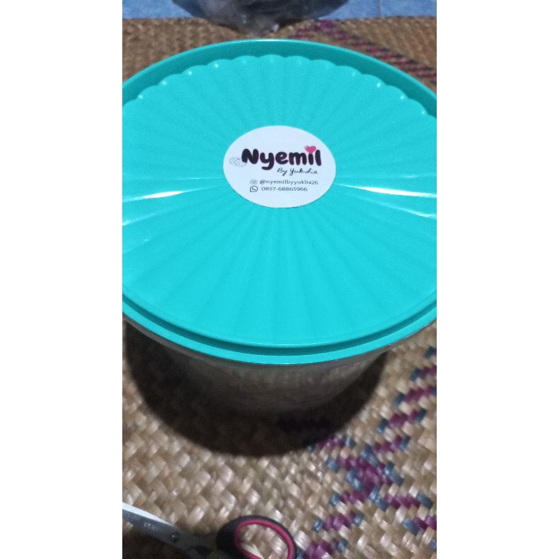 

Peyek Premium NON MSG kamesan 1/2 kg