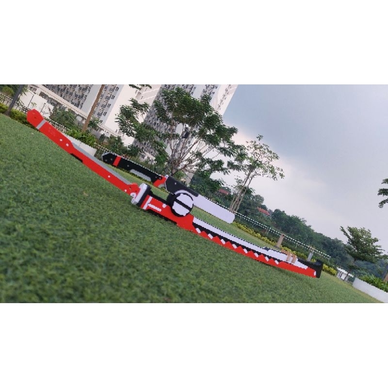 Pedang Cosplay Punishing Gray Raven Crimson Weave Lucia Alpha - Nightblaze PVC 120cm