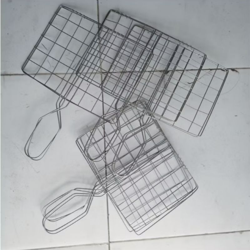 pemanggang ikan bakar / panggangan ikan sate / alat panggangan ikan stainless