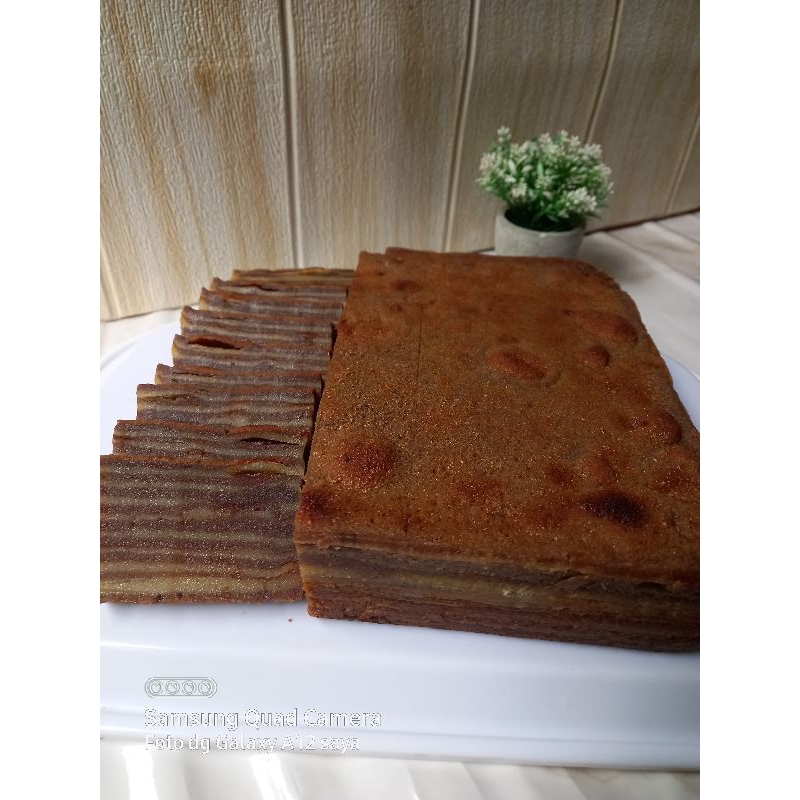 

KUE ENGKAK KETAN uk. 20x20 cm/ENGKAK KETAN KHAS LAMPUNG/LAPIS KETAN/LAPIS KETAN PANGGANG
