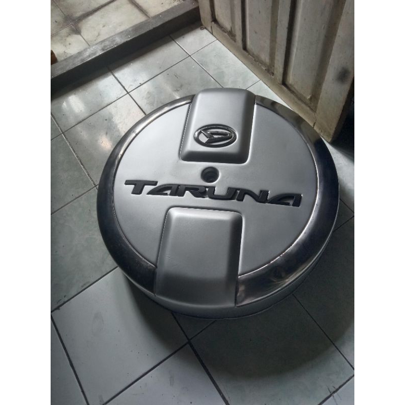 Cover ban serep Daihatsu Taruna OXXY seken original