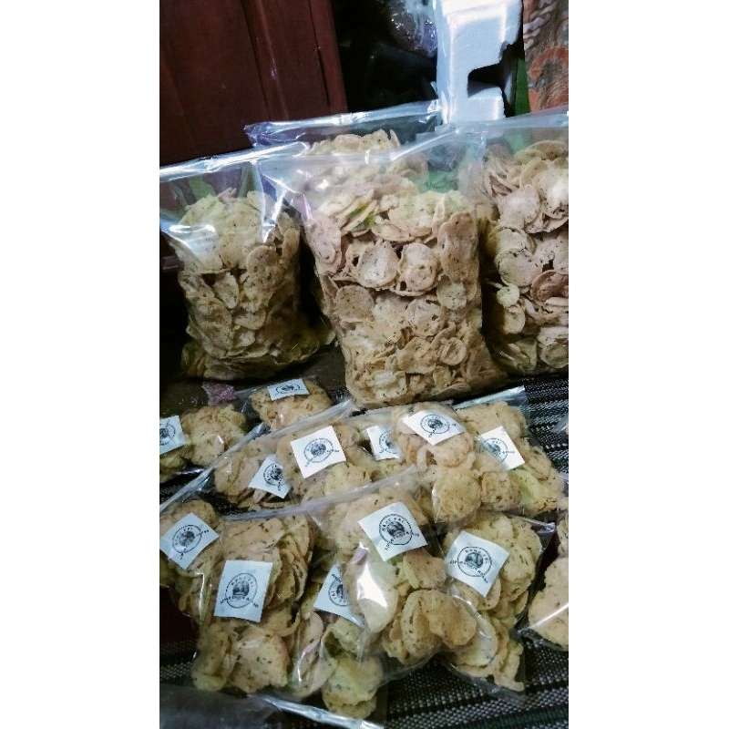 

KIPSO KRIPIK BAKSO BANG FAI ISI NET 100GR ORIGINAL & PEDAS