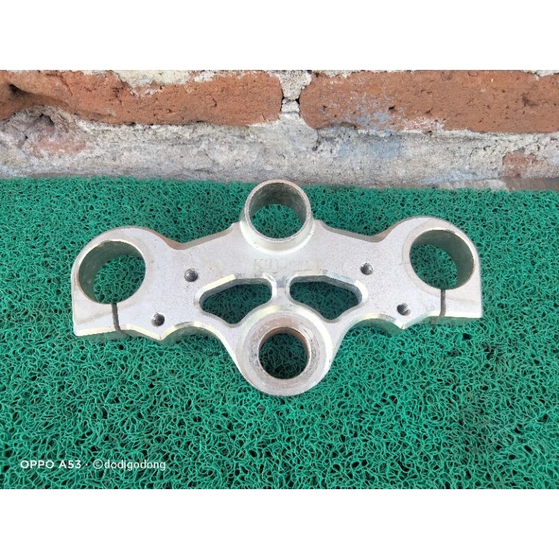 T Segitiga Atas Skok Shock Kawasaki  Ninja 250cc KTC RACING Original