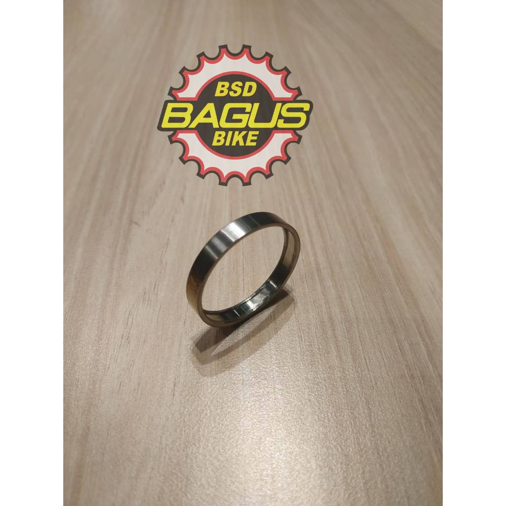 Controltech Accessories SU 1HSS1206-05A606 TIMANIA SPACERS HSS-12 MATERIAL:TITANIUM OD31.8*ID28.7*5M