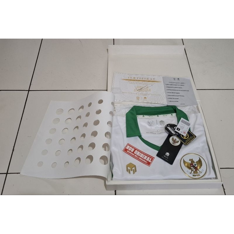 (SIZE L) jersey bola timnas indonesia away women original 2020 mills
