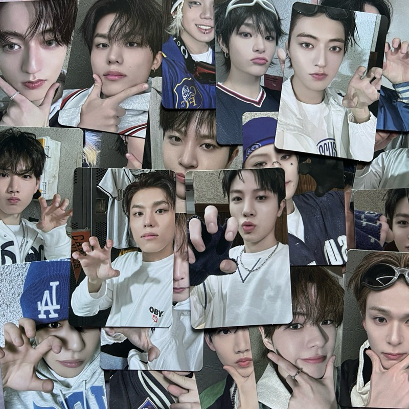 [READY STOCK] PHOTOCARD OFFICIAL TREASURE SPECIAL MOMENT TRADING CARD BULK SELCA POB WV HYUNSUK JIHO