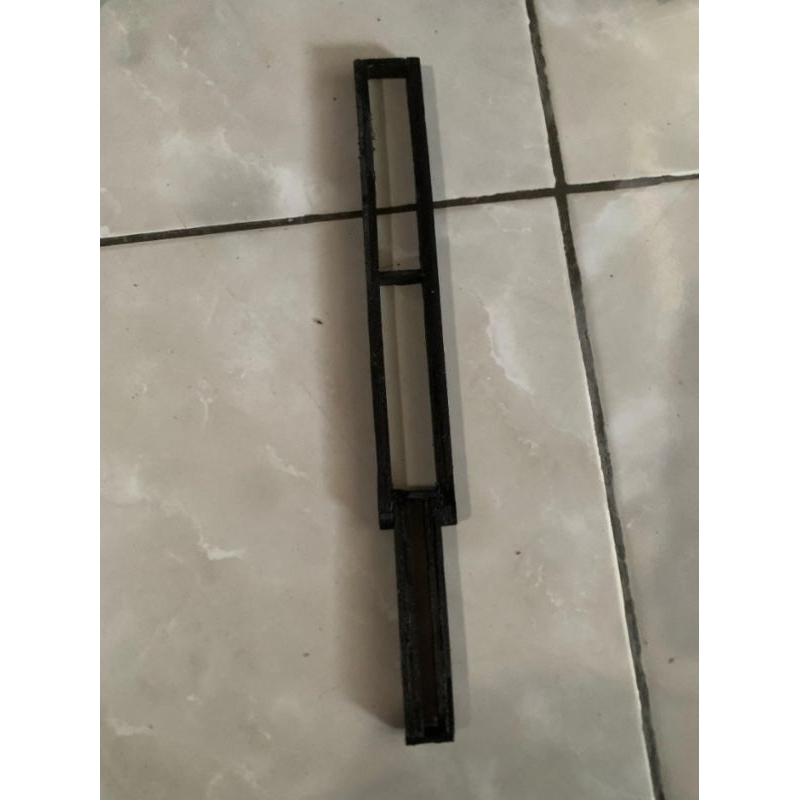 mentahan truk miniatur plastik