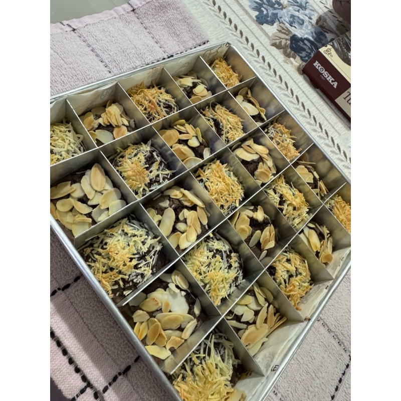 

premium homemade chewy brownie