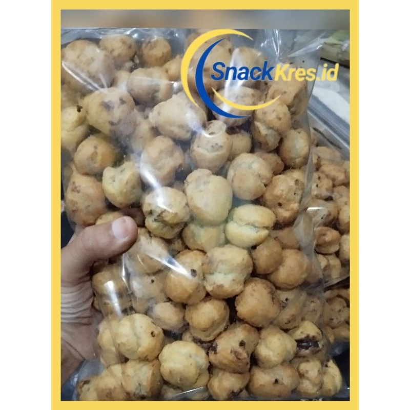 

sus coklat premium soes isi coklat lumer