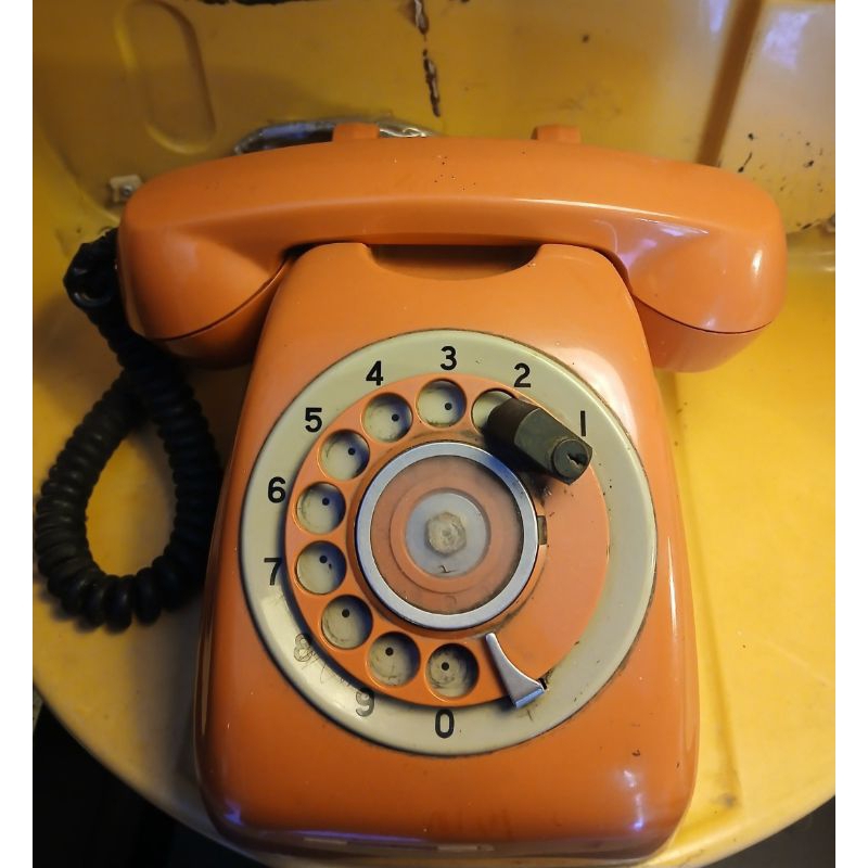TELEPON PUTAR JADUL OREN