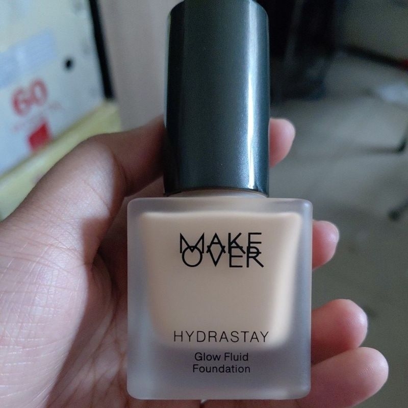 Preloved Makeover foundation hydrastay W33 (honey beige)