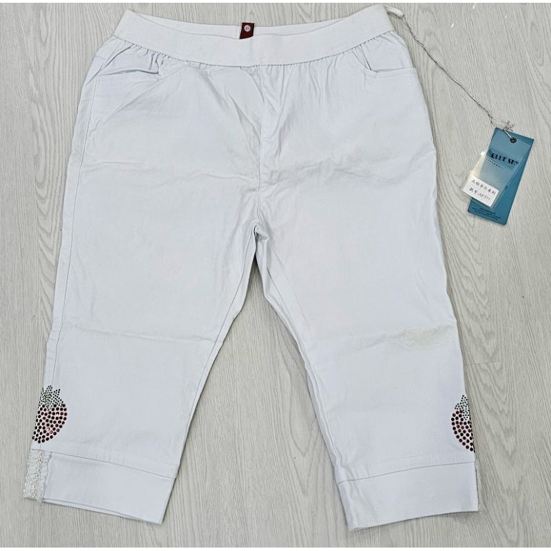 CELANA PENDEK 3/4 PUTIH NEW REJECT